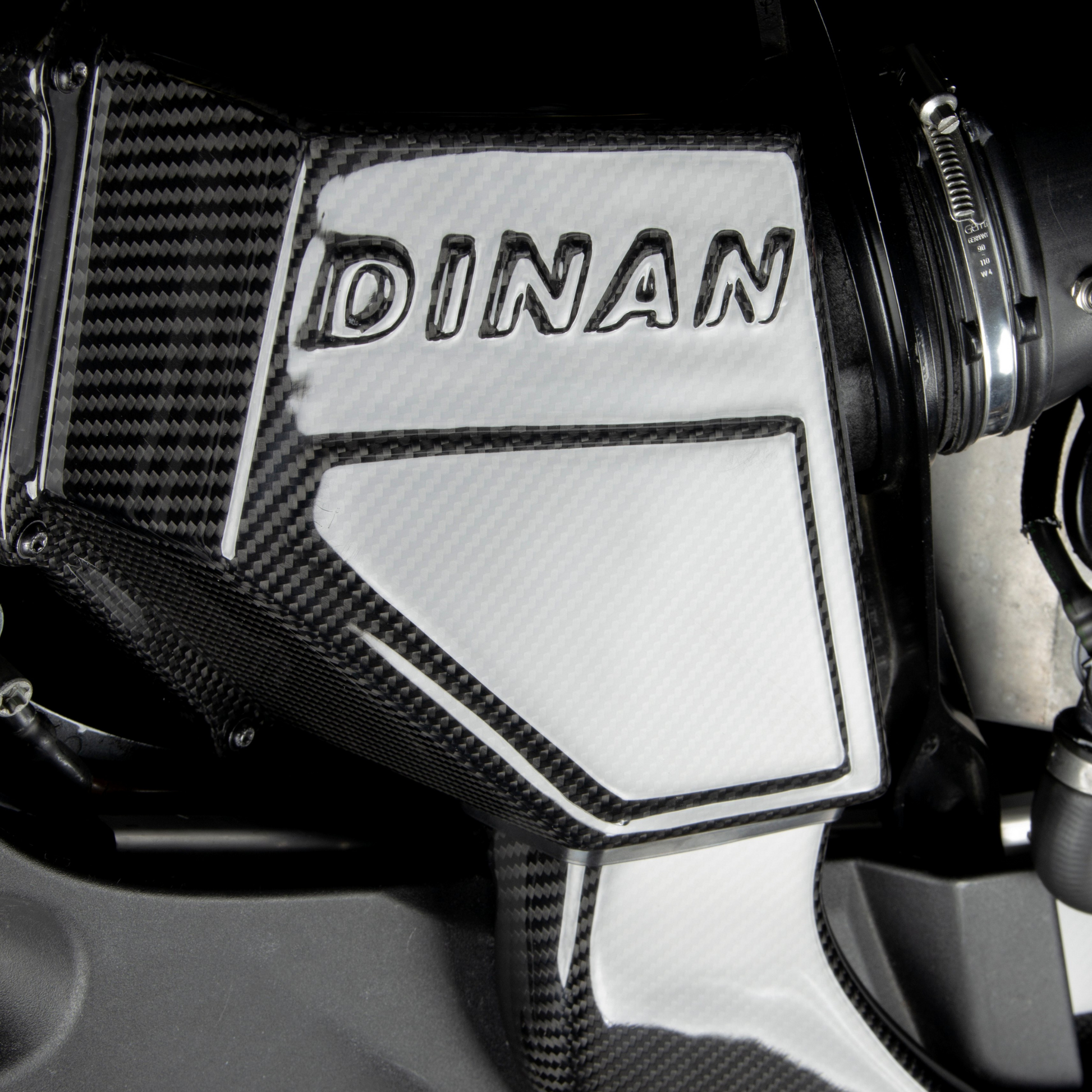 DINAN Carbon Fibre Intake System BMW M5 F90